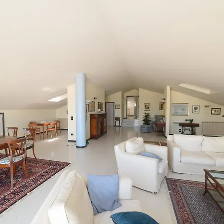 Villa Pescara Πανσιόν Πεσκάρα