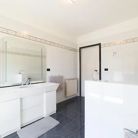 Villa Pescara Guest house *