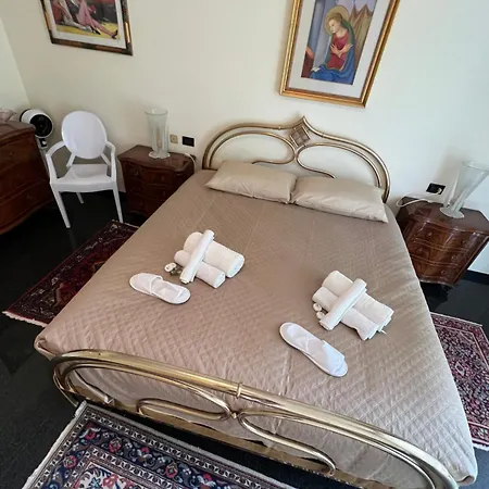Villa Pescara Guest house